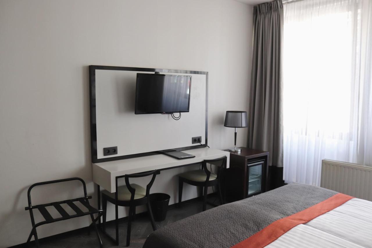 Hotel Floris Arlequin Grand-Place Bruselas Exterior foto