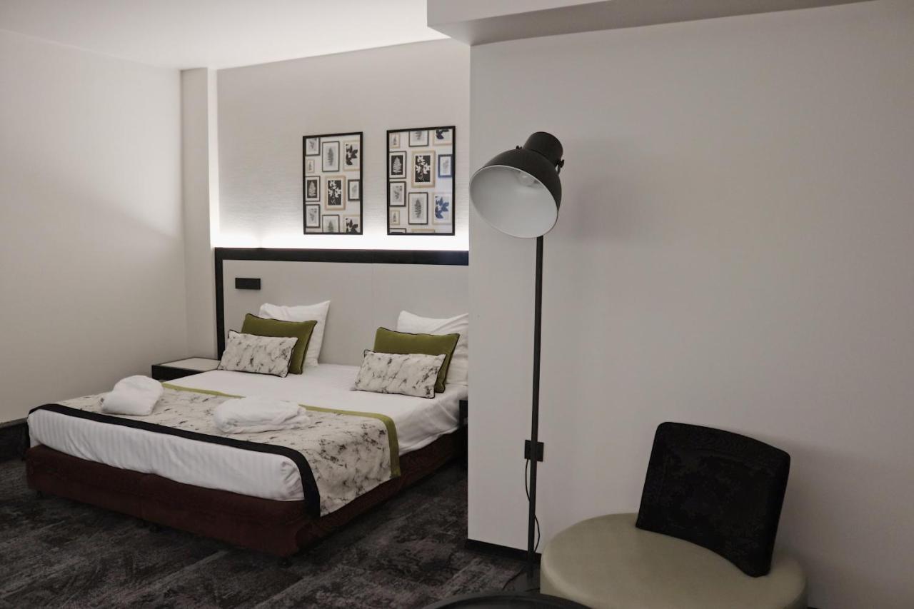 Hotel Floris Arlequin Grand-Place Bruselas Exterior foto