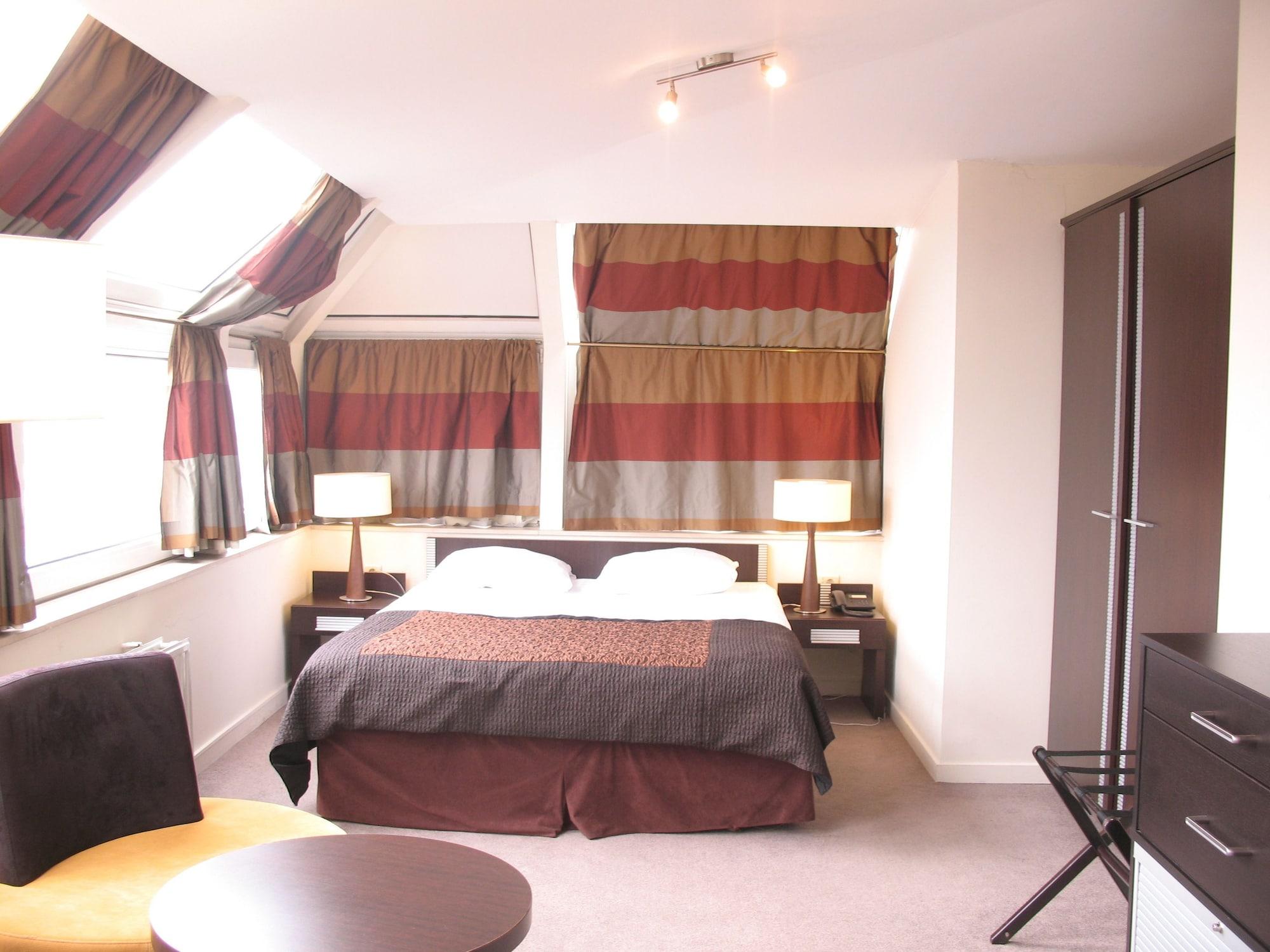 Hotel Floris Arlequin Grand-Place Bruselas Exterior foto